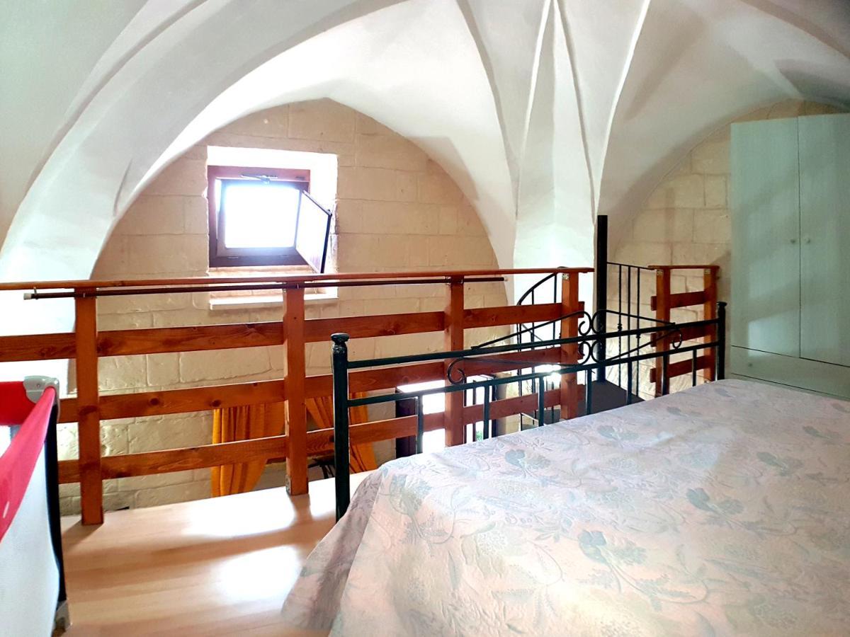 Oikia Vacanze Uggiano La Chiesa Casa Dante Exterior photo